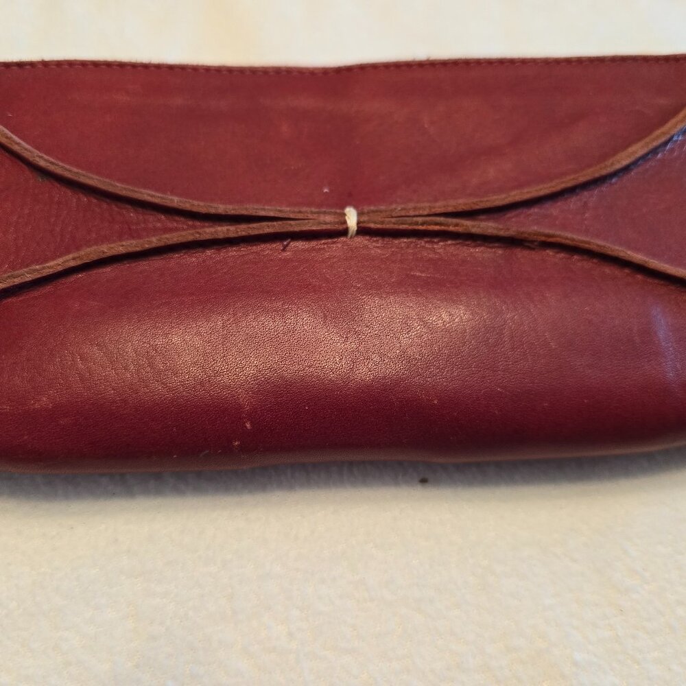 Lisa Leonard Wallet - Picture 6 of 7